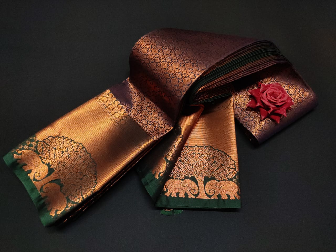 KUBERA kANJIVARAM PATTU SILK SAREES (Contains 2 Gram Pure Gold)